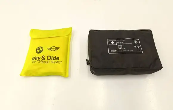 BMW 5 G30 G31 G38 First aid kit 7261178