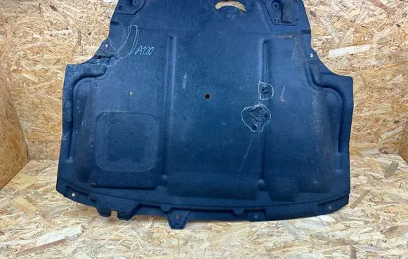 Ford Fiesta Engine splash shield/under tray R4ZQA