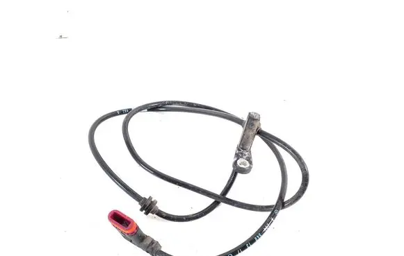 Mercedes-Benz GLK (X204) ABS rear brake sensor A2045401317