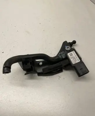 Audi A4 S4 B8 8K Exhaust gas pressure sensor 0281006083 059906051C