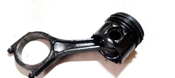 Piston with connecting rod