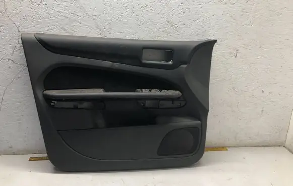 Ford Focus Front door card panel trim 4M51A23943C P921A BQ71A