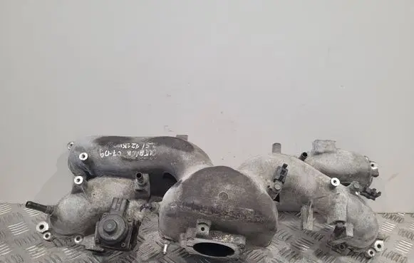 Subaru Outback Intake manifold