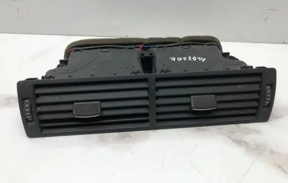 Audi A4 S4 B7 8E 8H Dash center air vent grill 8E0820901H
