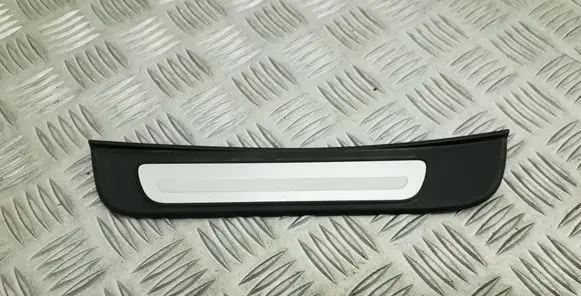 Audi A5 8T 8F Side skirt rear trim 8T8853375