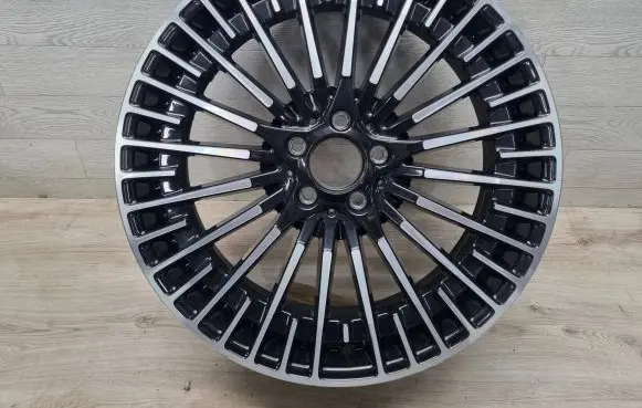 R20 alloy rim