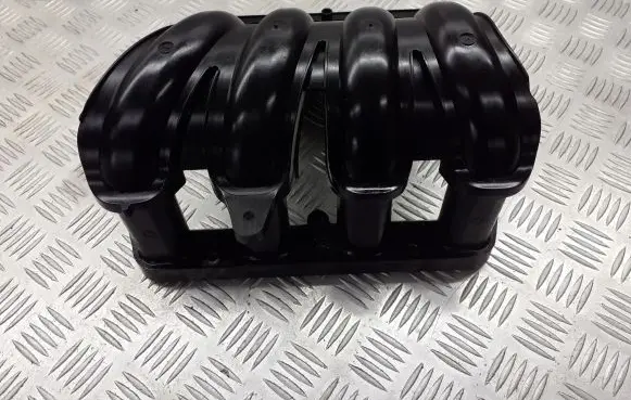 Nissan Micra Intake manifold