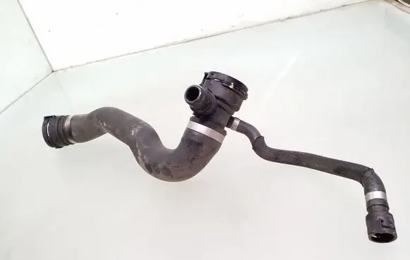 BMW 5 GT F07 Engine coolant pipe/hose 7800099 17127800099 7809817