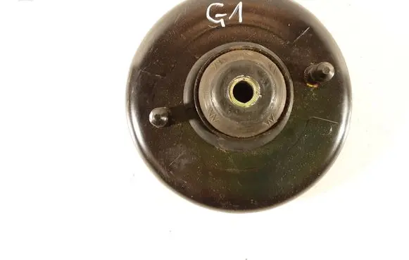 Honda Accord Coil spring/strut mount 