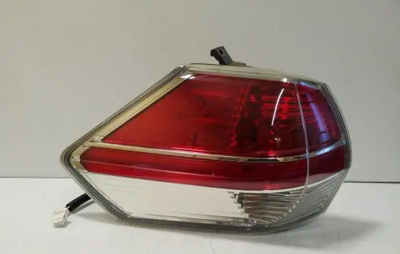 Nissan X-Trail T32 Rear/tail lights 22017939 A049628