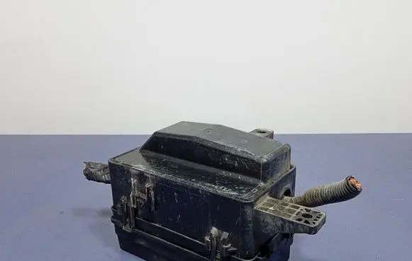 Chevrolet Aveo Fuse box set 96867123