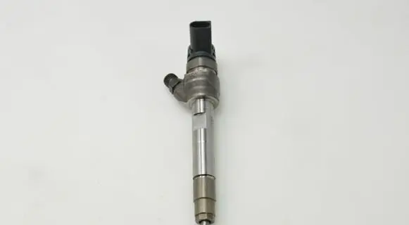 BMW 2 F45 Fuel injector 8511630