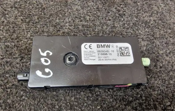 BMW X5 G05 Aerial antenna amplifier 6839348