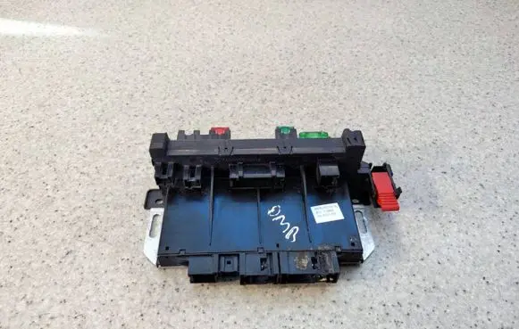 Mercedes-Benz SL R230 Fuse box set A0265453432