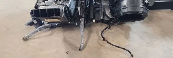 Mercedes-Benz ML W164 Interior heater climate box assembly A2518300360
