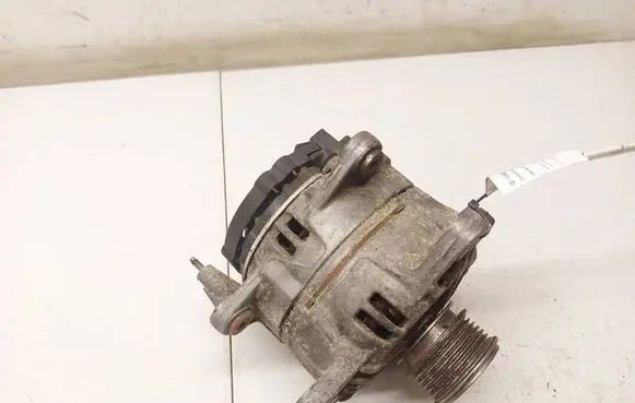 Volkswagen Golf VI Generator/alternator 06F903023F