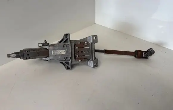Volvo V70 Steering wheel axle 31387671 H70GB 15062603735