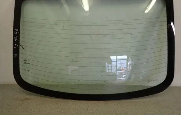 Mazda 3 I Rear windscreen/windshield window 