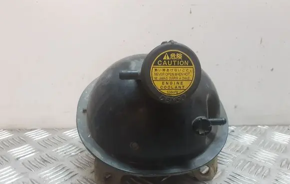 Toyota Corolla Verso E121 Coolant expansion tank/reservoir