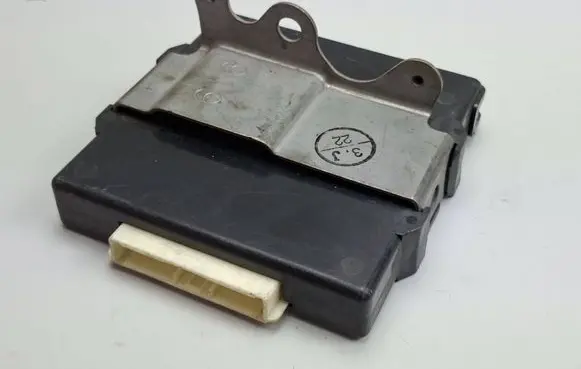 Toyota RAV 4 (XA20) Other control units/modules 8963042020 0795009290