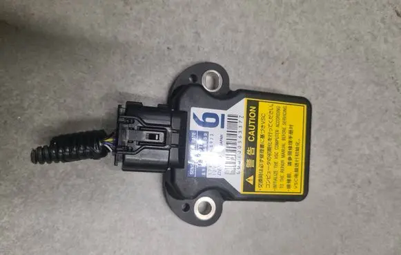 Toyota Prius (XW30) ESP acceleration yaw rate sensor 8918348030 1745005923