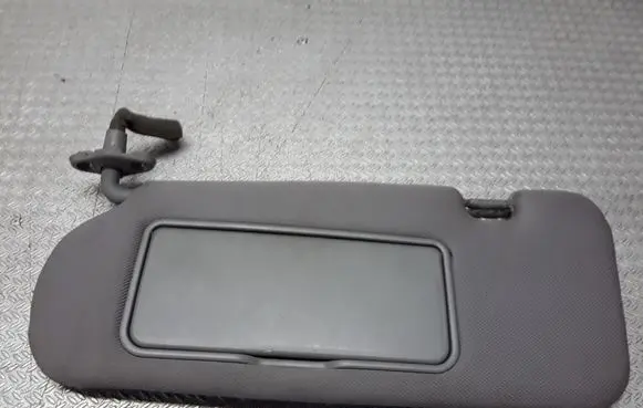 KIA Sorento Sun visor
