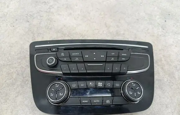 Peugeot 508 Climate control/heater control trim 