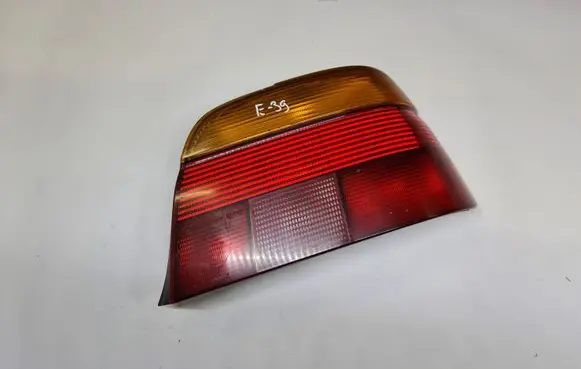 BMW 5 E39 Rear/tail lights 2VP00724004 8358034
