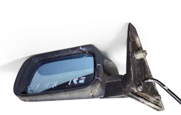Front door electric wing mirror