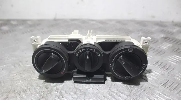 Seat Ibiza II (6k) Climate control unit