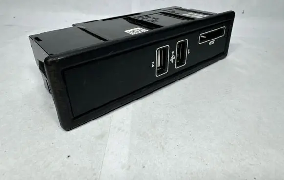 Mercedes-Benz C W205 USB socket connector A2058200226