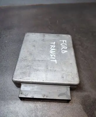 Ford Transit Engine control unit/module E111000287