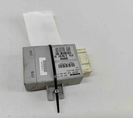 BMW 5 F10 F11 Air suspension control unit module (rear) 6798937