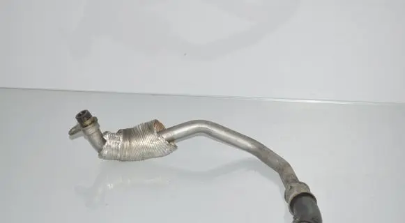 BMW 3 F30 F35 F31 Turbo turbocharger oiling pipe/hose 7608124 11427608124