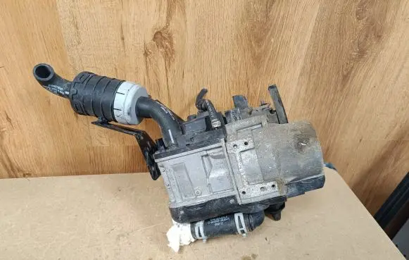 Mercedes-Benz C W205 Auxiliary pre-heater (Webasto) A2055003500