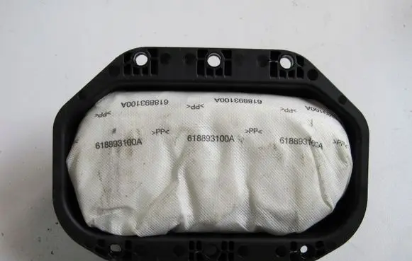 Opel Zafira C Steering wheel airbag 13381058