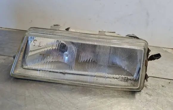 Seat Toledo I (1L) Headlight/headlamp 302961371