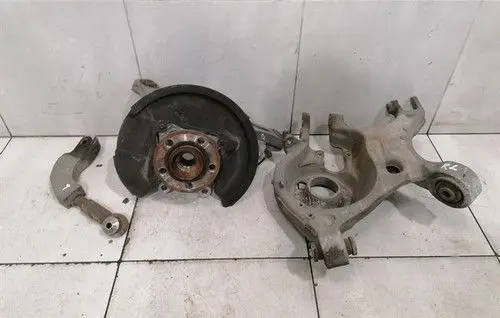 Ford Mustang VI Rear wheel bearing hub FR3Z5500A