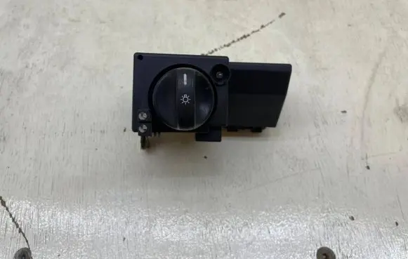 Mercedes-Benz S W140 Light switch A2105450104 2105450104