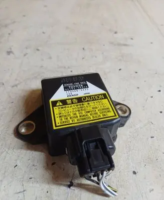 Toyota Avensis Verso ESP acceleration yaw rate sensor 8918348010 1745005233