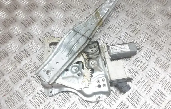 Toyota Corolla E120 E130 Rear door window regulator with motor 6984002120