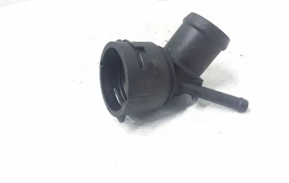 Volkswagen PASSAT B6 Engine coolant pipe/hose 6Q0122291E