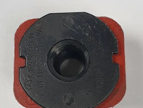 Mercedes-Benz A W169 Radiator mount bracket 