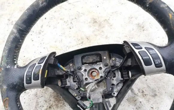 Honda Accord Steering wheel buttons/switches 