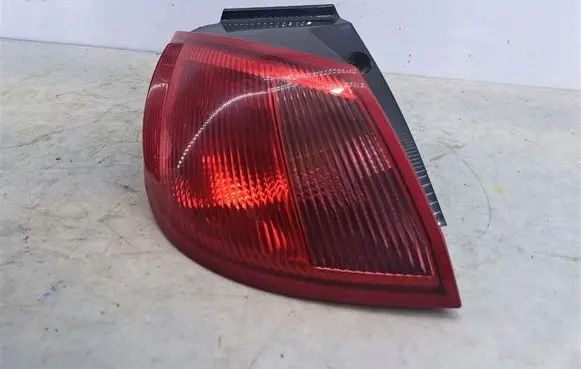 Mitsubishi Colt Rear/tail lights MR957365