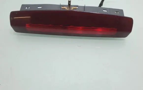 Opel Zafira B Third/center stoplight 13211587