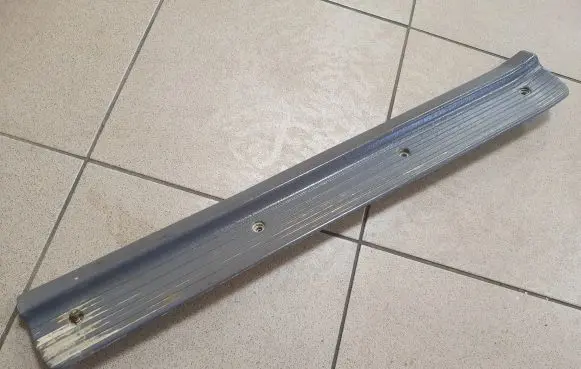Toyota Land Cruiser (HDJ90) Front sill trim cover 6791460010
