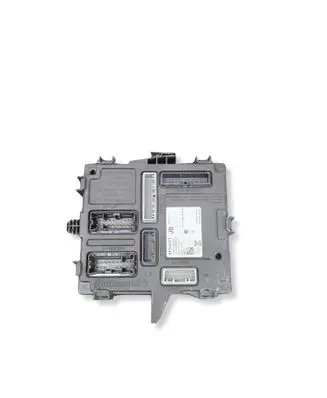 Renault Clio V Comfort/convenience module 284B13925R A2C13120313 CCAE13LP018T7