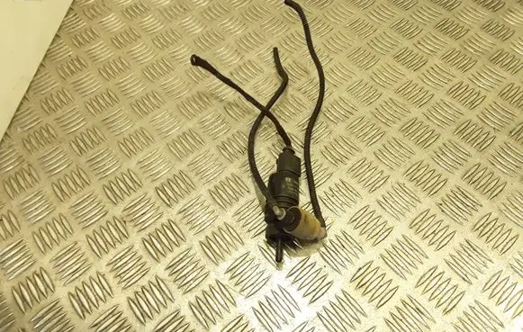 Opel Meriva B Windscreen/windshield washer pump 3240117