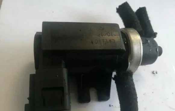 Volkswagen Sharan Turbo solenoid valve 1J0906627 72290320